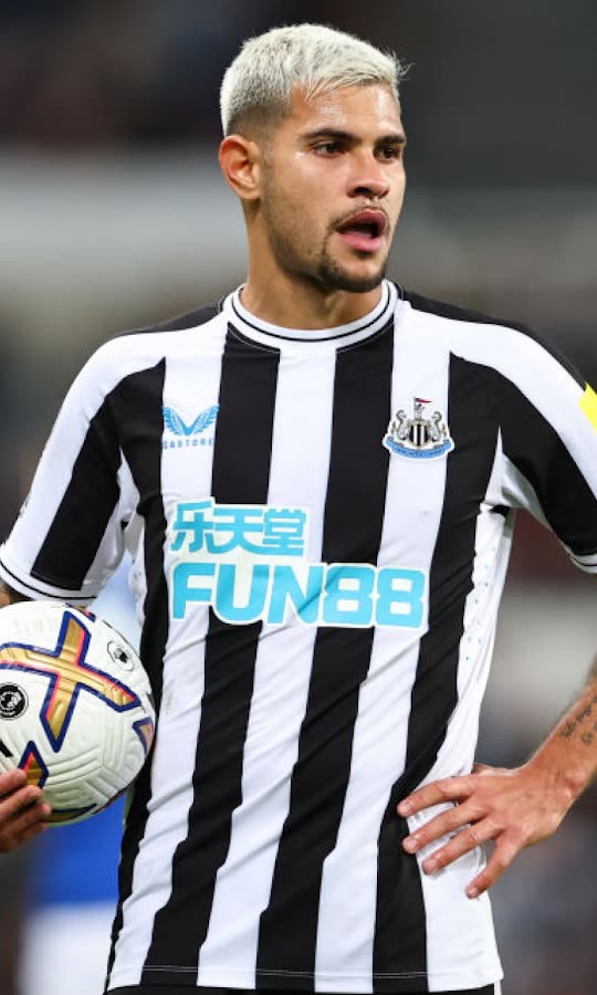Newcastle star opens up on his future amid...
