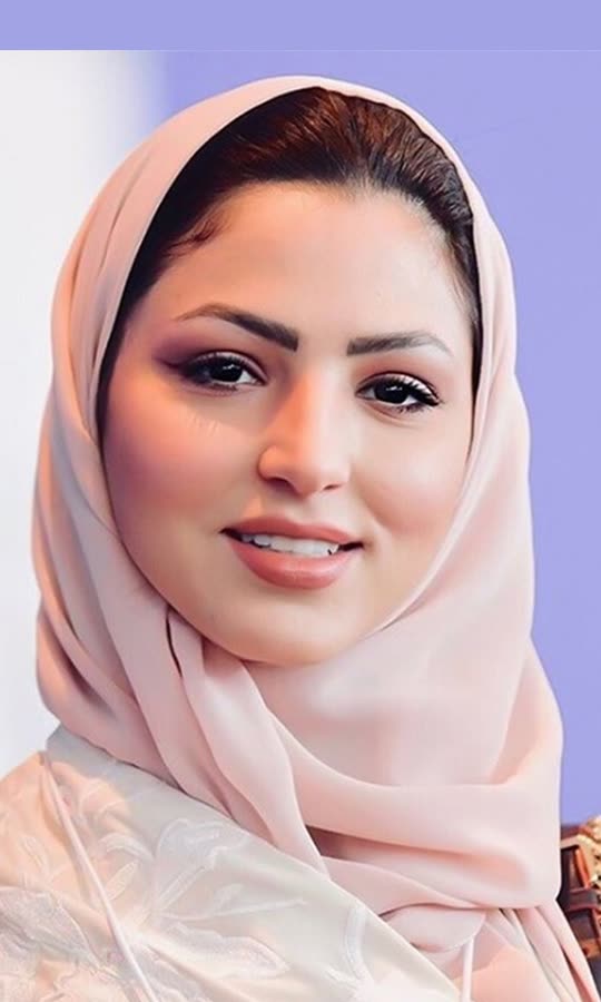 نصرة الحربي تخلع الحجاب في بث مباشر على سناب شات