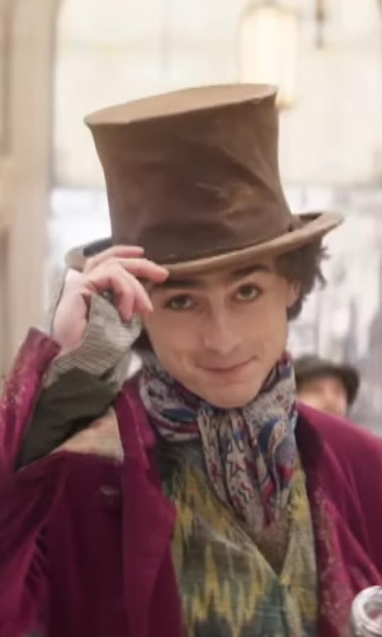 Wonka star talks about working with Hugh Grant